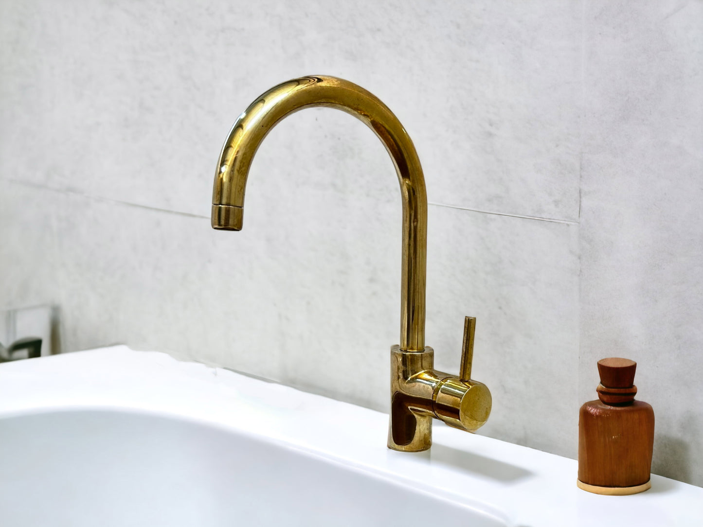 Sleek Single Hole Basin Faucet - Unlacquered Brass Bathroom & Kitchen Faucet - Modern Design